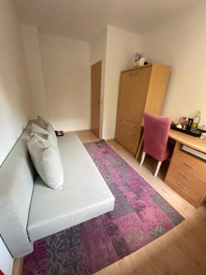 Schoenes Zimmer Im Charmanten Haus 柏林 外观 照片